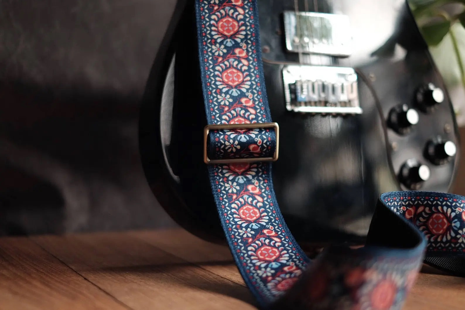 Navy vintage Guitar Strap