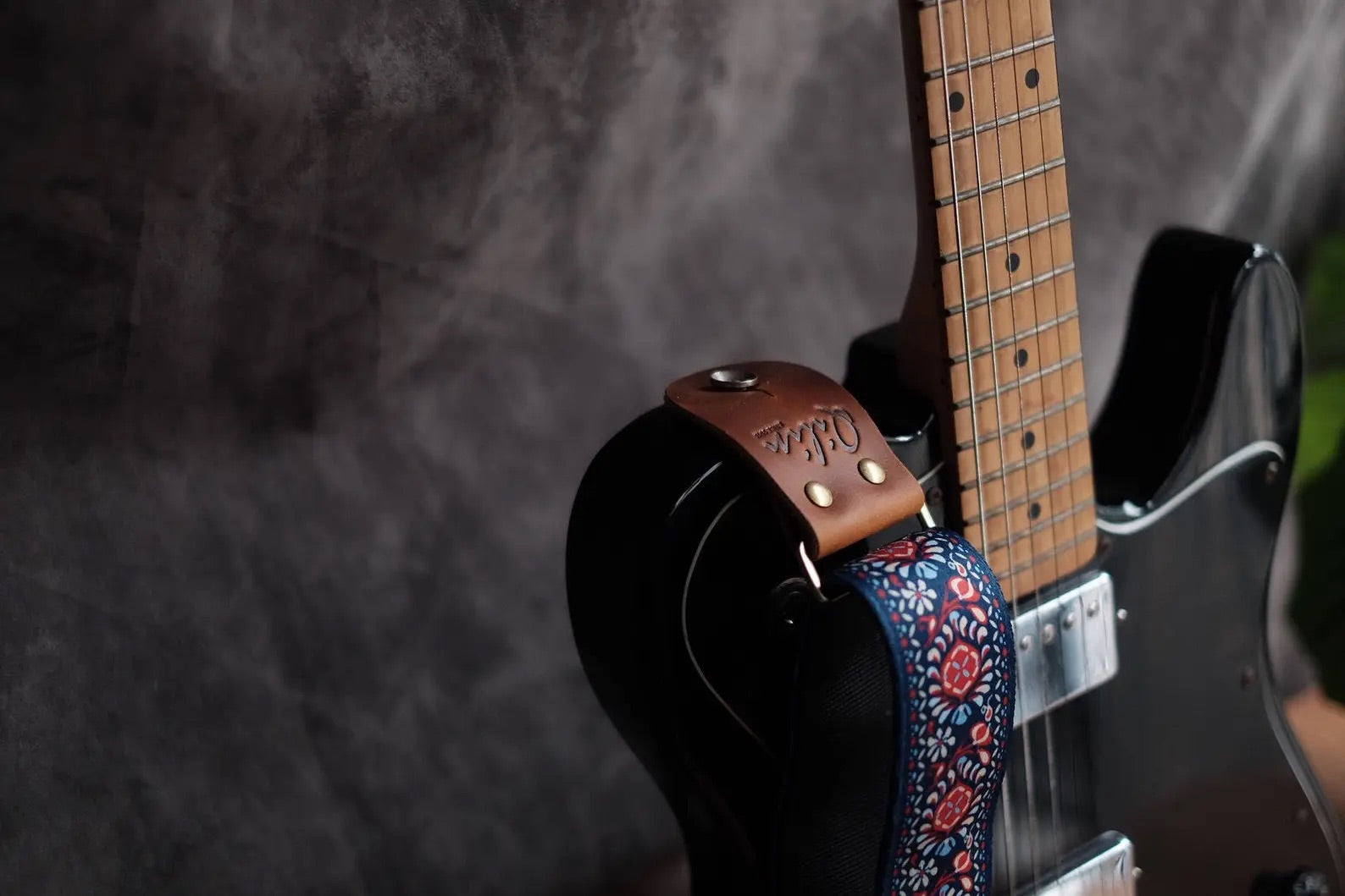 Navy vintage Guitar Strap