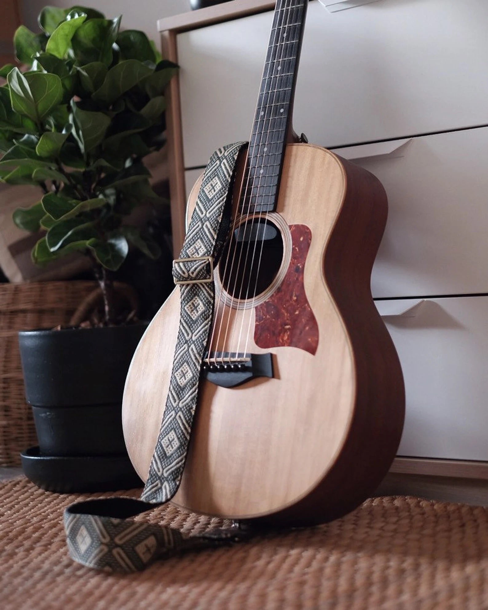 Olive Triangle Woven Guitar Strap