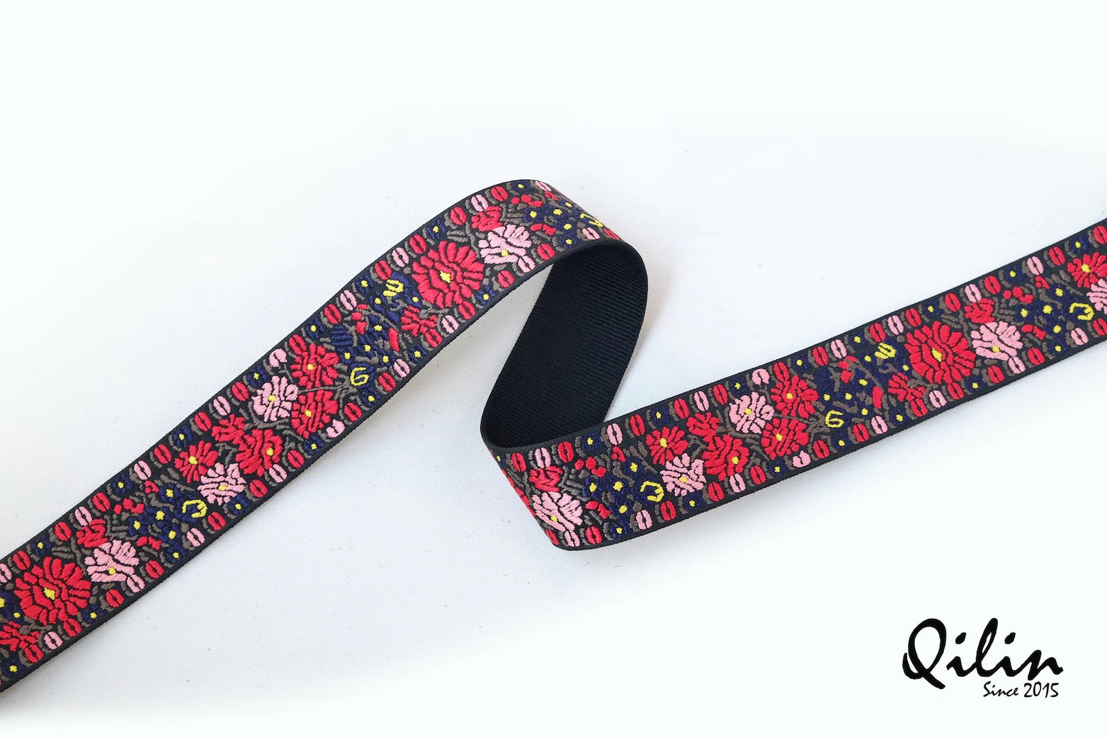 Flower Fields Vintage Floral Guitar Strap - Handmade
