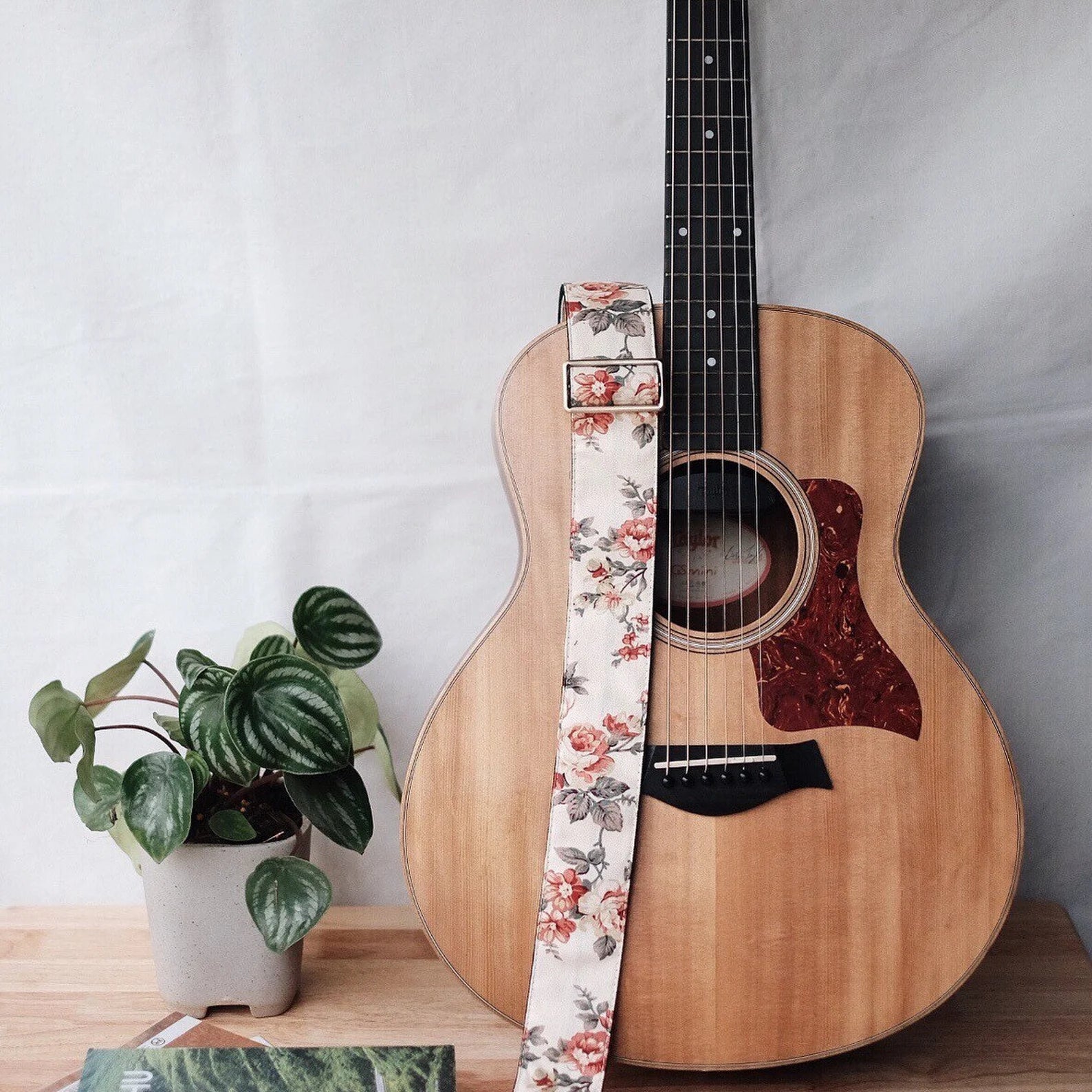 Cream Fabric Flower Guitar Strap